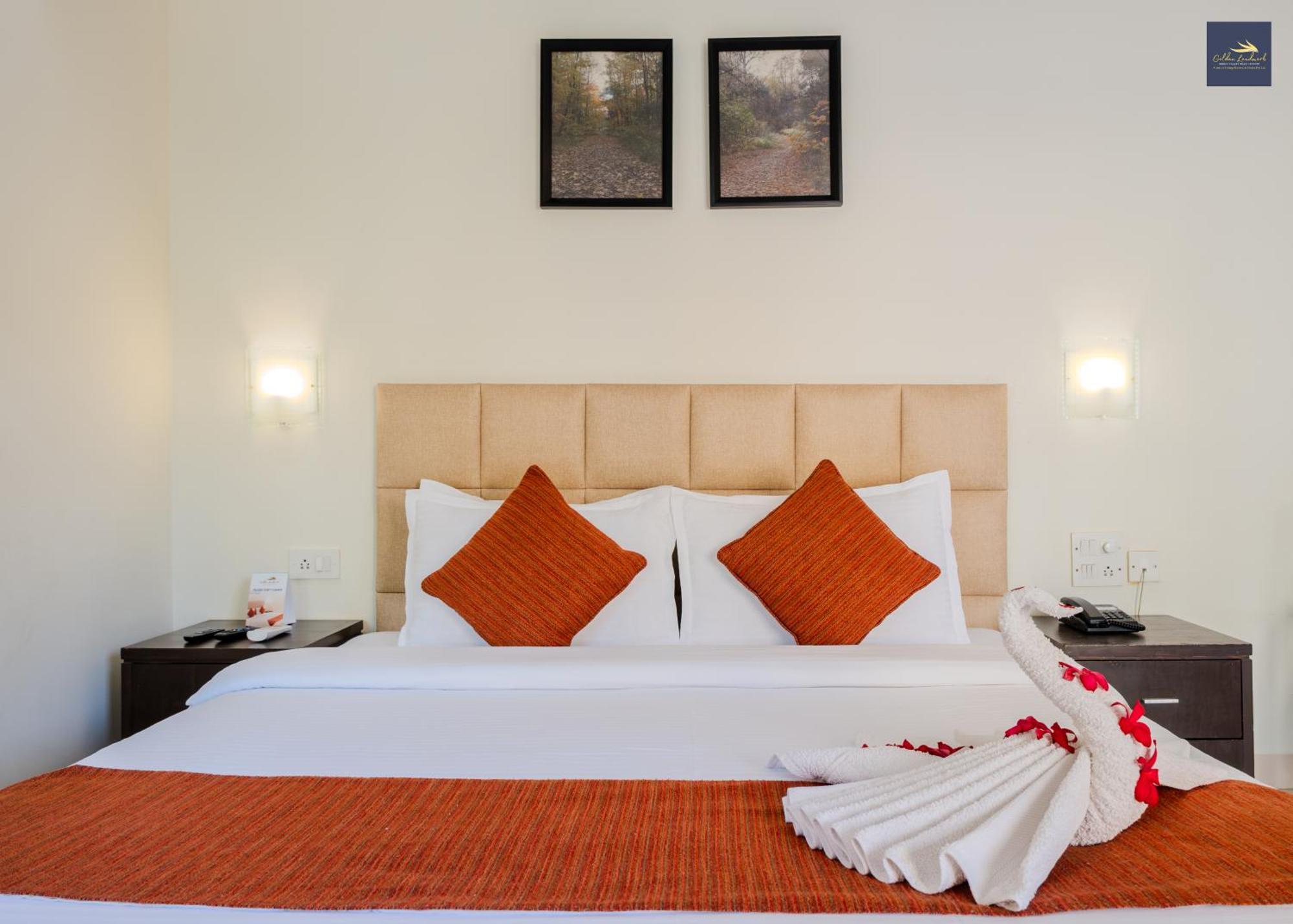 Golden Landmark Green Valley Beach Resort โดนาเปาลา ภายนอก รูปภาพ