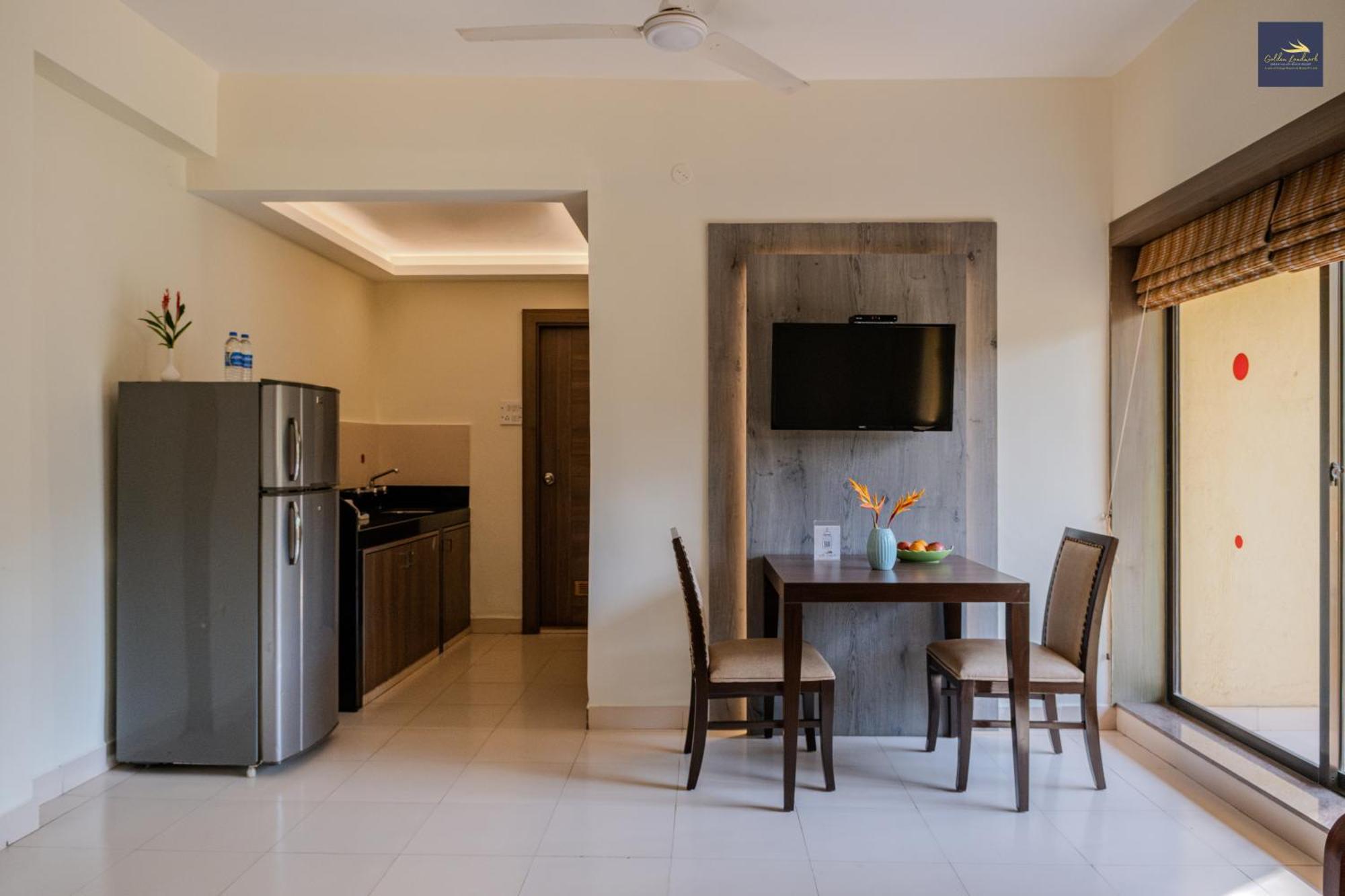 Golden Landmark Green Valley Beach Resort โดนาเปาลา ภายนอก รูปภาพ
