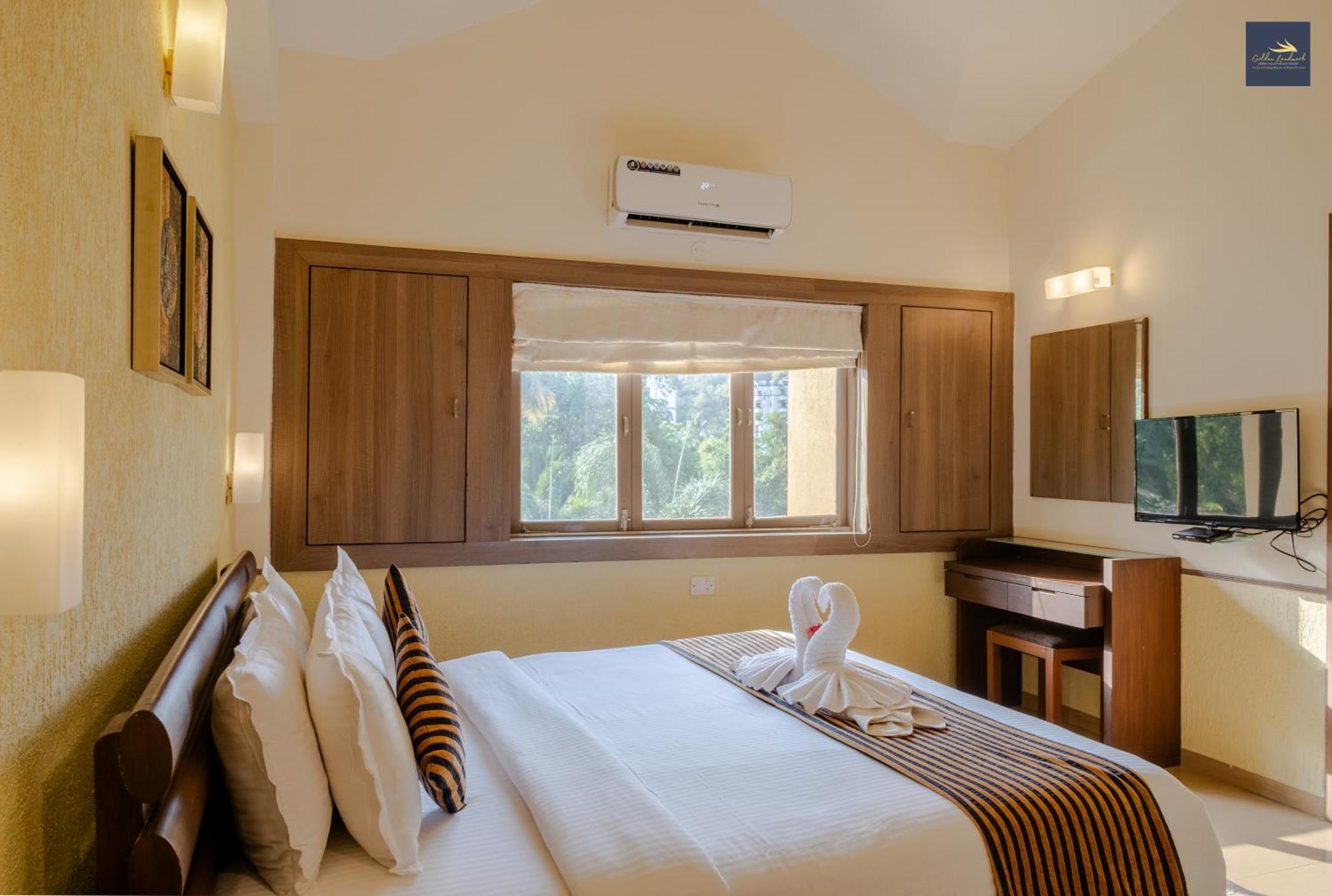 Golden Landmark Green Valley Beach Resort โดนาเปาลา ภายนอก รูปภาพ